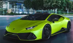 Lamborghini Huracan Evo Slide image