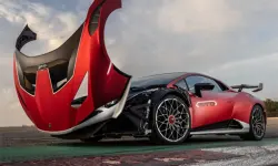 Lamborghini Huracan STO Slide image